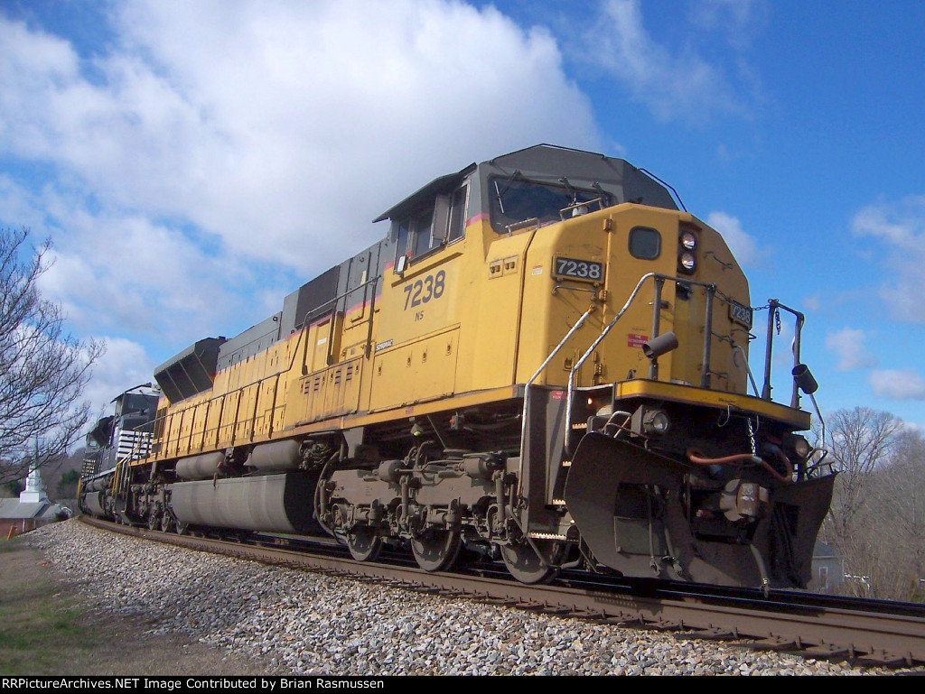 NS 7238